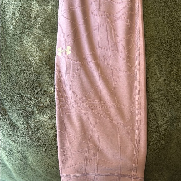 UA Lavender Compression Leggings - Picture 5 of 5